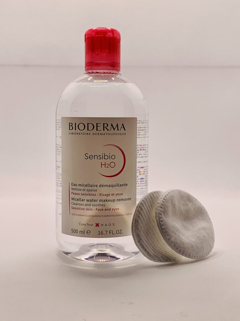 Solide Basis für die Hautreinigung: Der sanfte Mizellenreiniger von Bioderma 